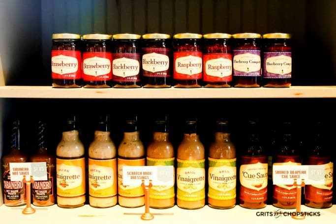 tupelo-honey-restaurant-sauces