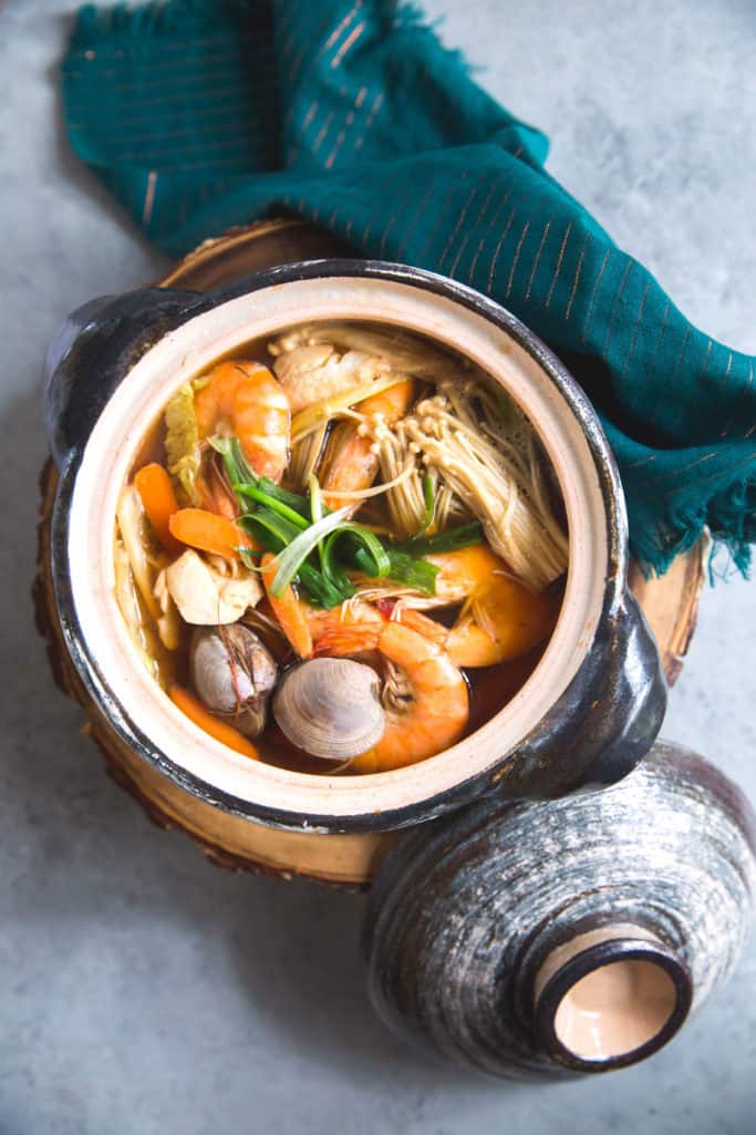 japanese donabe clay pot seafood soup