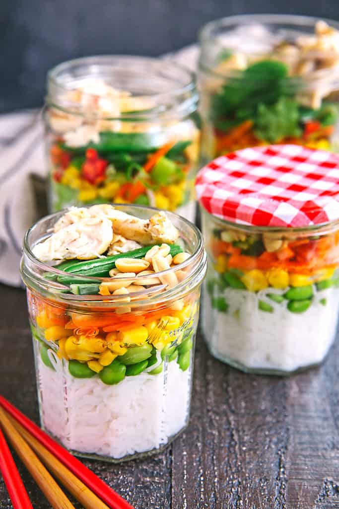 Vietnamese rainbow noodle jars for the win! Make these ahead of time for a quick and easy lunch on the go. Click here for the recipe.