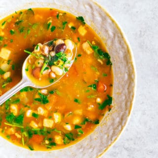 instant pot pancetta and bean soup